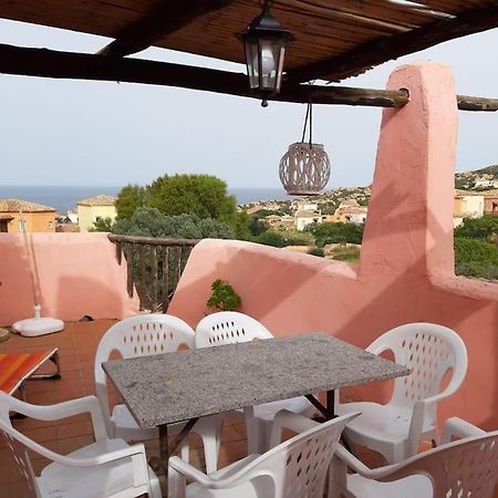 Un Angolo Di Paradiso A Pochi Passi Dal Mare Nel Villaggio Calarossa Isola Rossa Luaran gambar